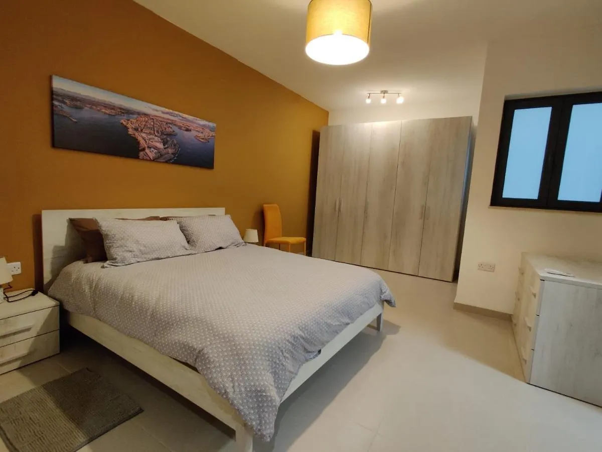 Deep Blue Apartment Marsaskala